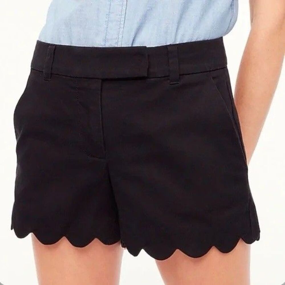 J. Crew Black Scalloped Hem Shorts 4” Inseam Size 4 NWT